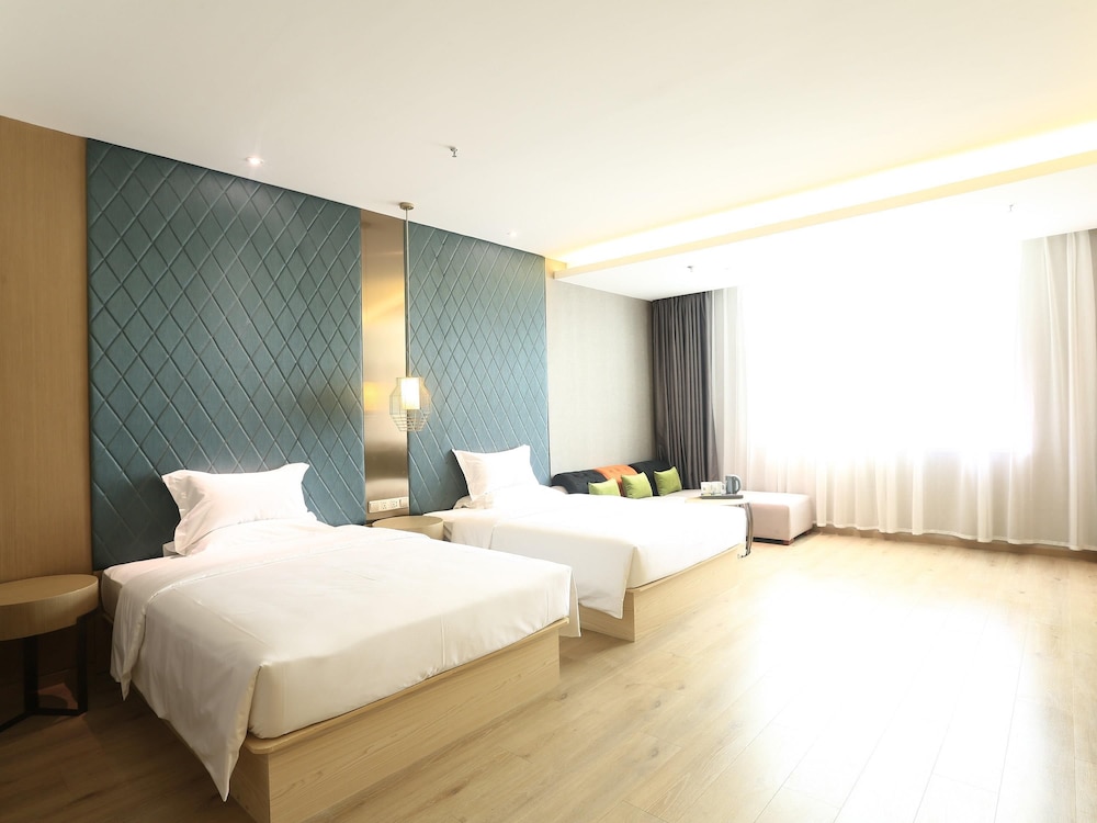 ibis Styles Xiamen Zhongshan Rd Walking Street Hotel 14/49