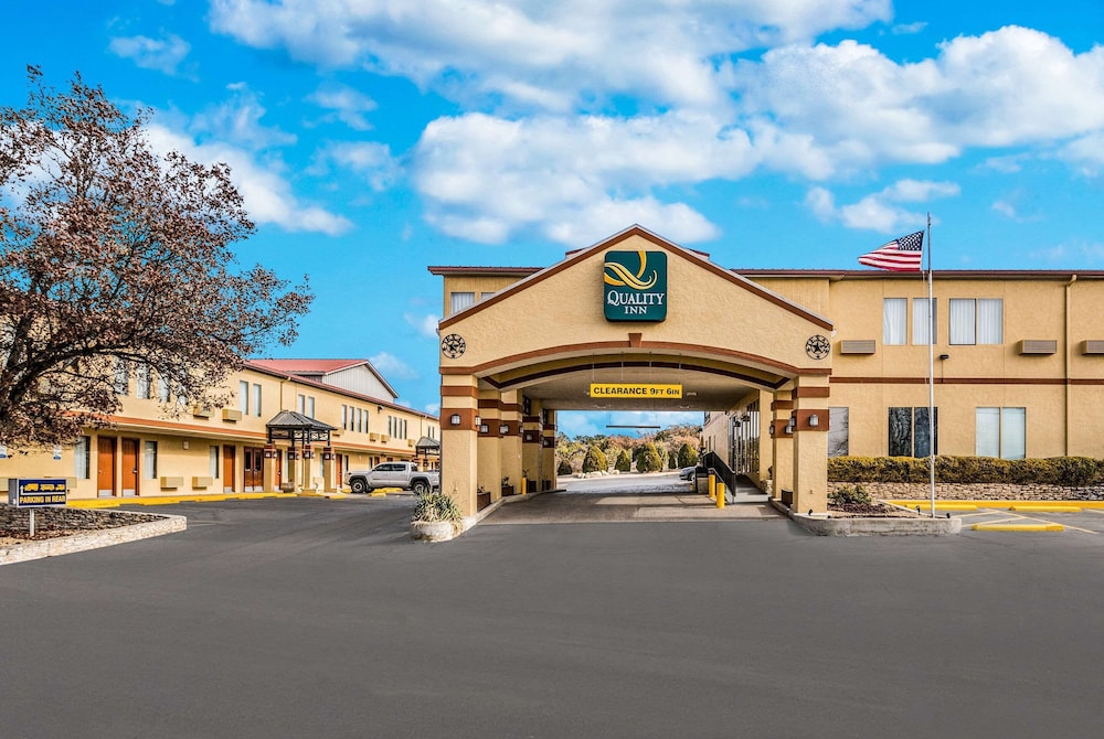 Quality Inn Ozona I-10 1/29