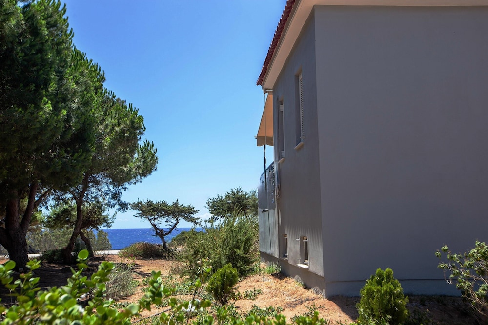 Romanos Beach Villas 写真5