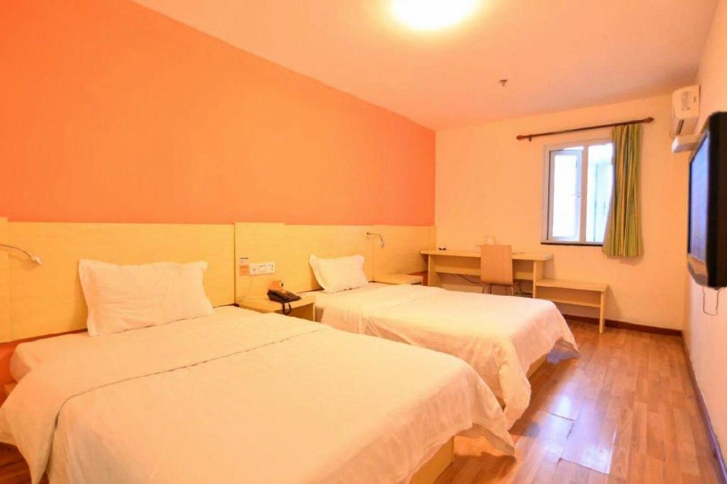 7 Days Inn (Zhuhai Haiquanwan Pingsha) 16/55