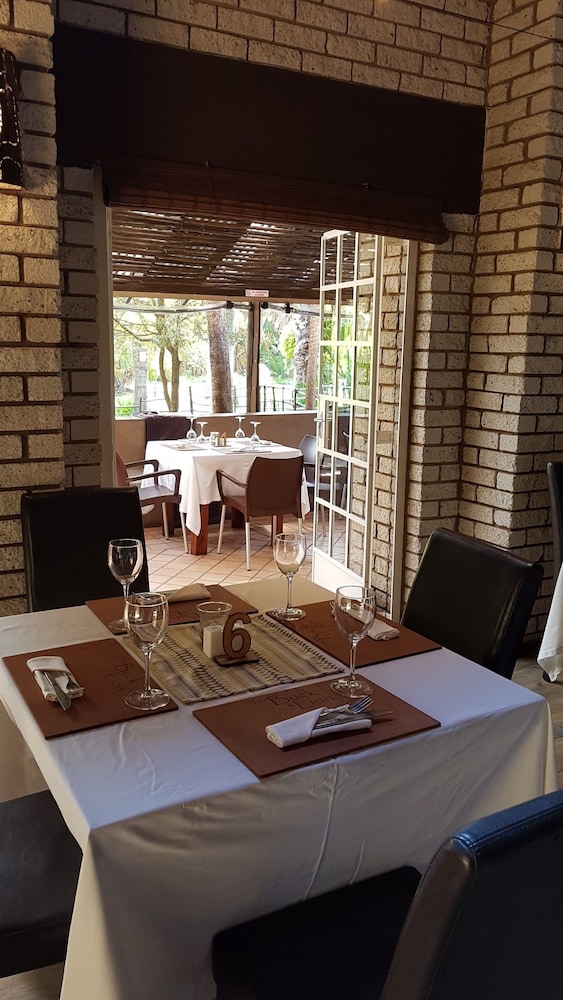 Lion's Guesthouse and The Buck&Lion restaurant 42/50