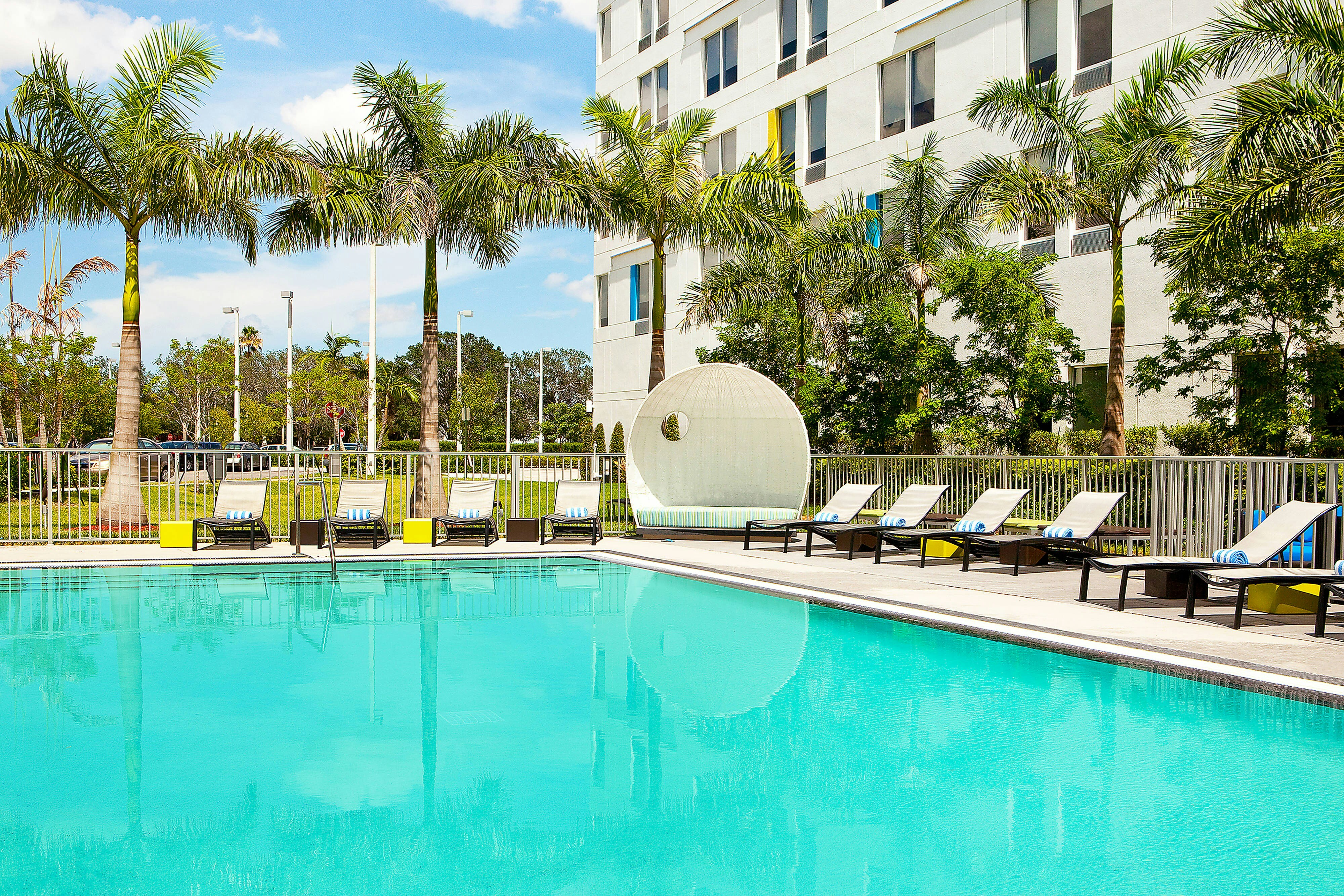 Aloft Miami Doral 15/15