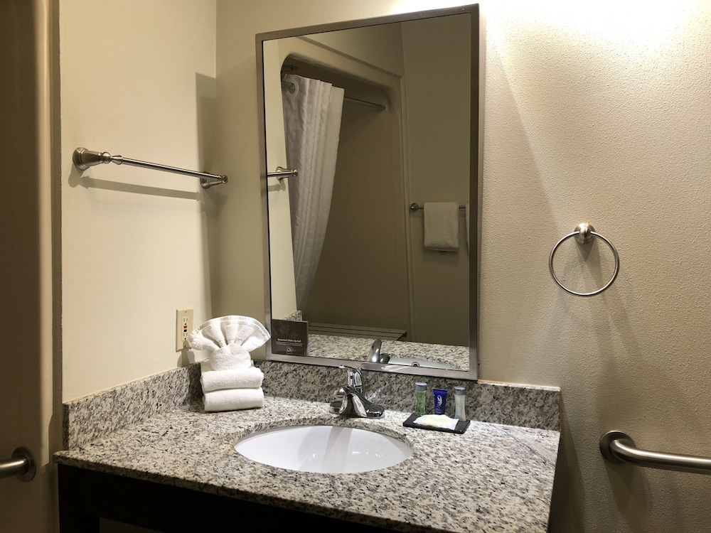SureStay by Best Western Roseburg 4/23