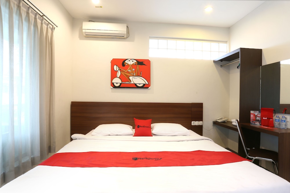 Reddoorz Near Braga Street 7/39