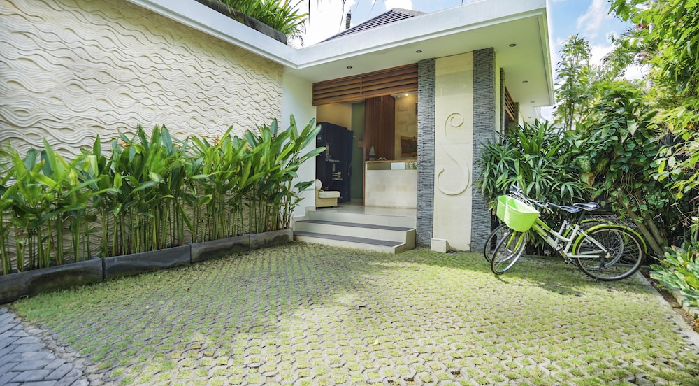SAMAJA BEACHSIDE VILLAS 6/76