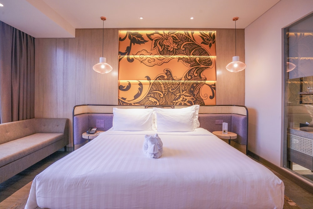 Grand Mercure Malang 17/67