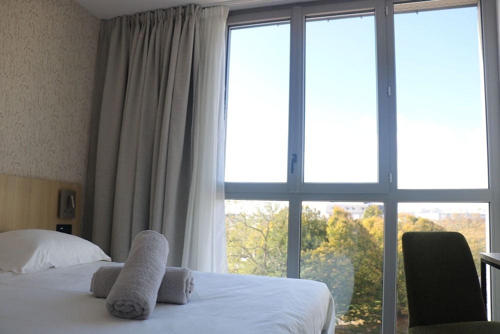 ABALYS HOTEL 14/46