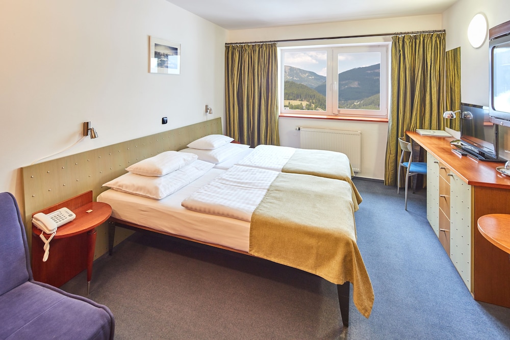 Hotel Horizont 12/50