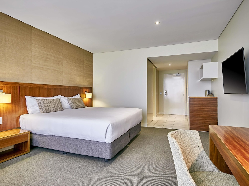 The Sebel Mandurah 9/45