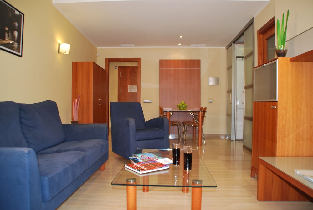 Apartaments Arago565 12/22