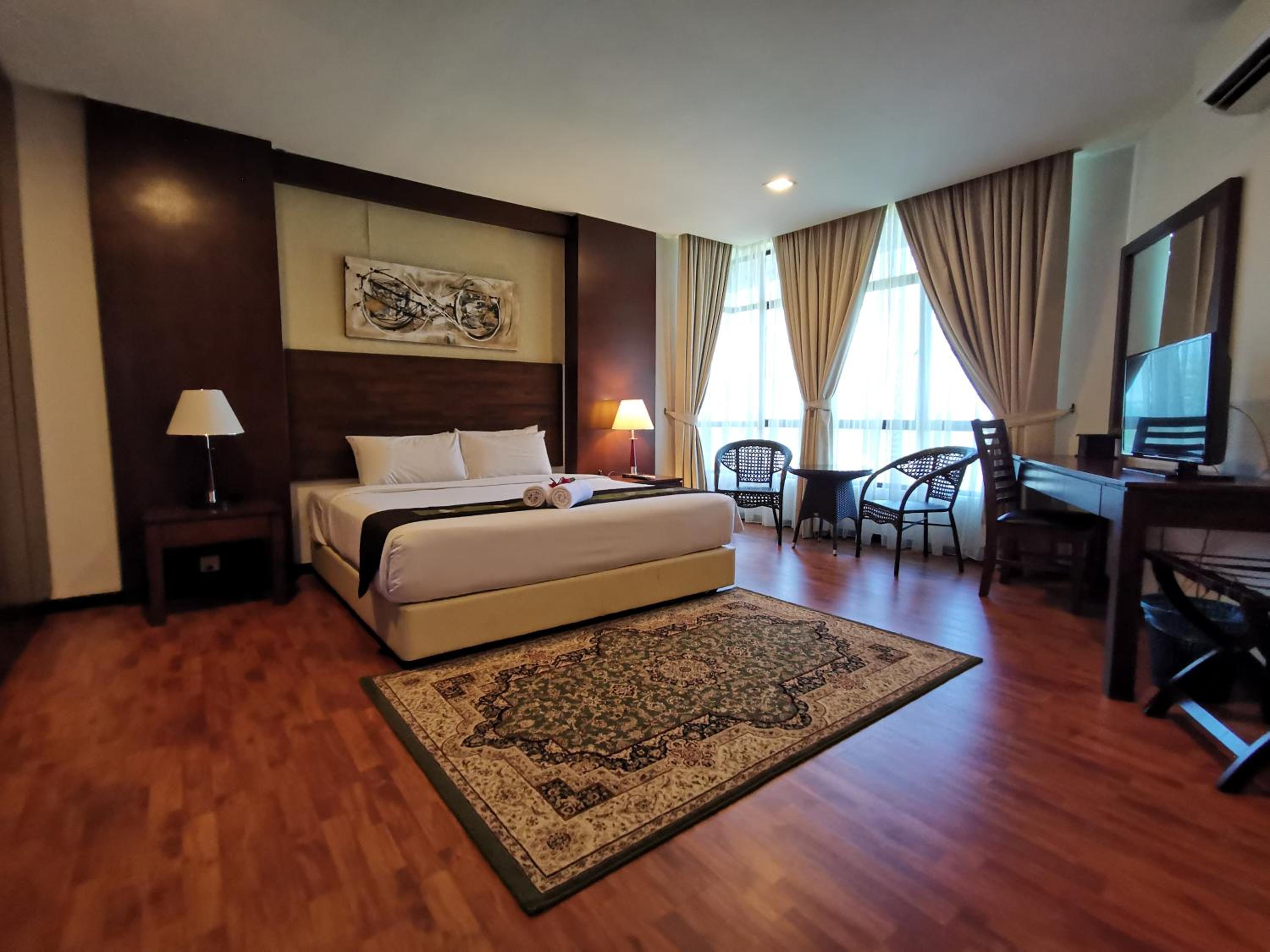 Samsuria Beach Resort & Residence 23/52