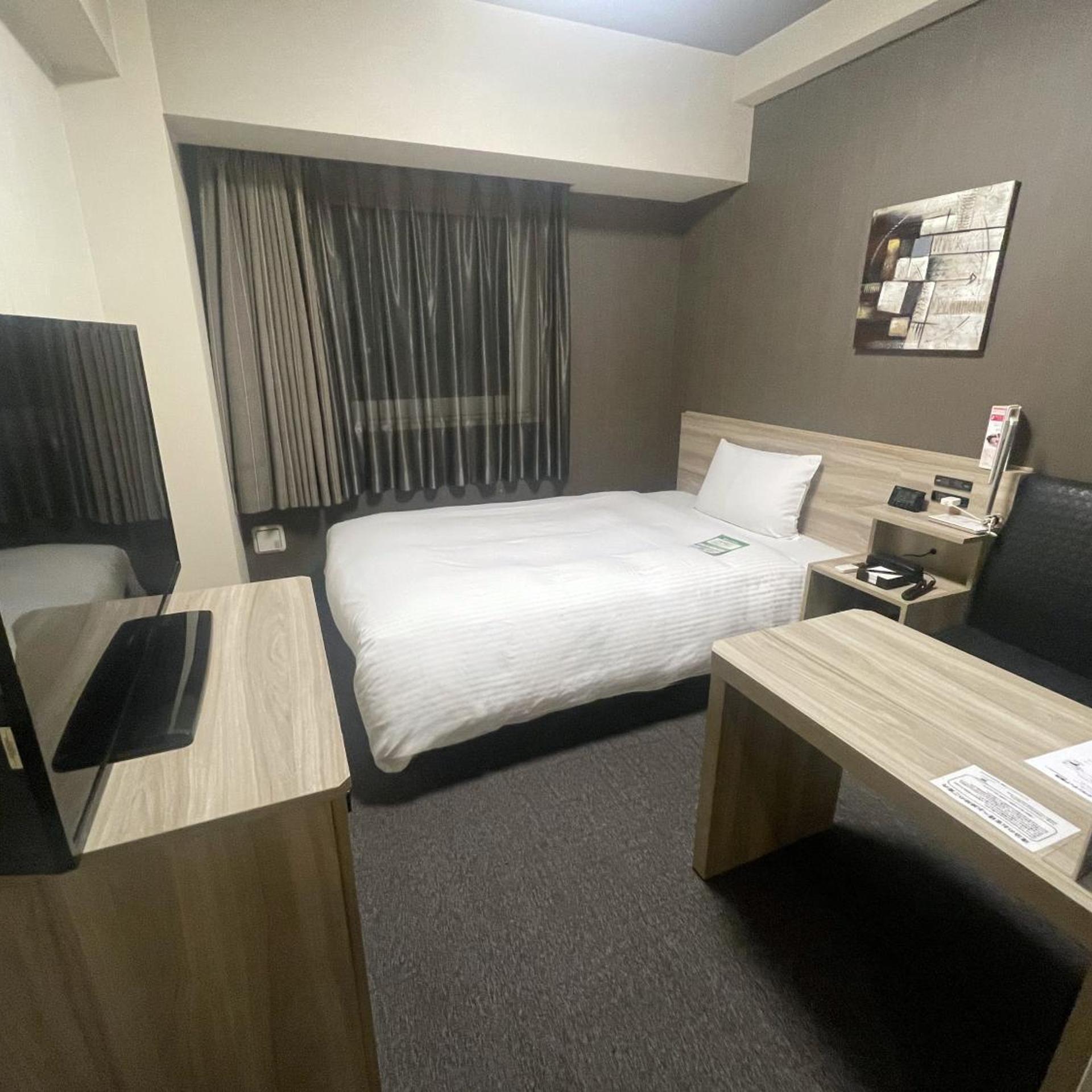 Room, Single, Smoking