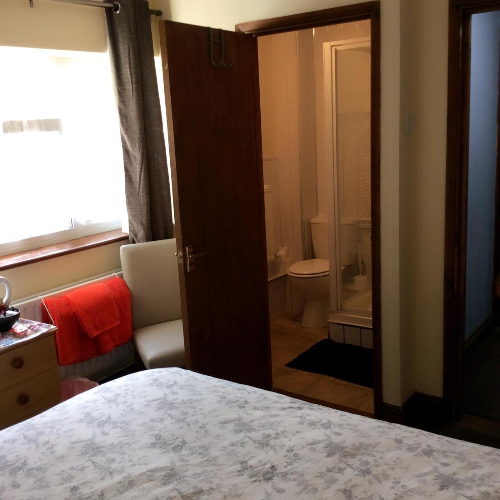The Lodge Guest House 6/16
