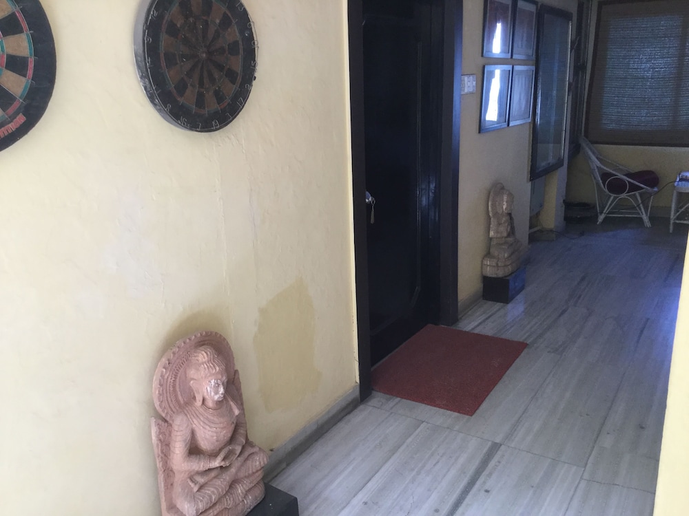 Mewar Inn 25/49