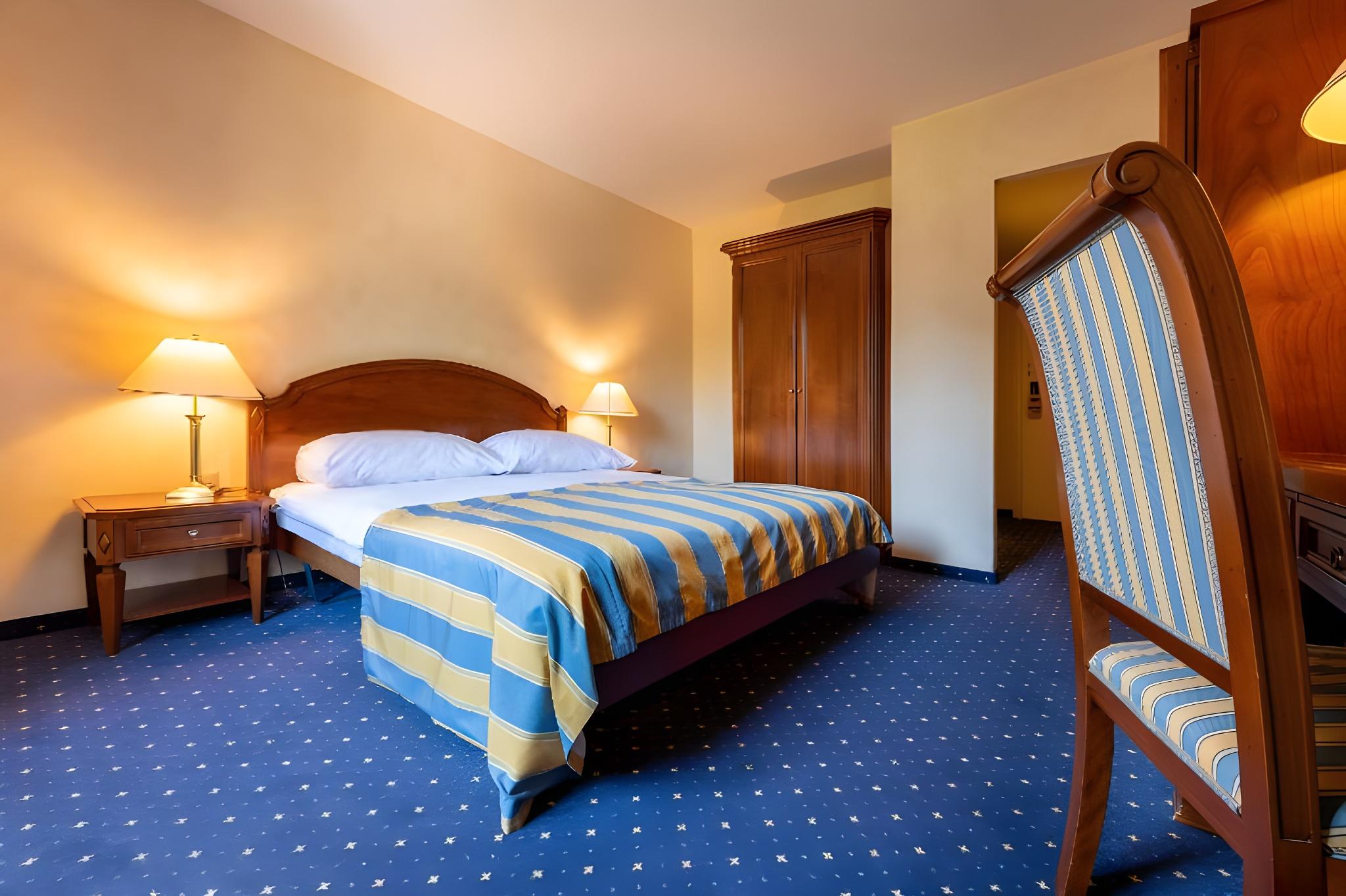Heritage, Single, Double Bed