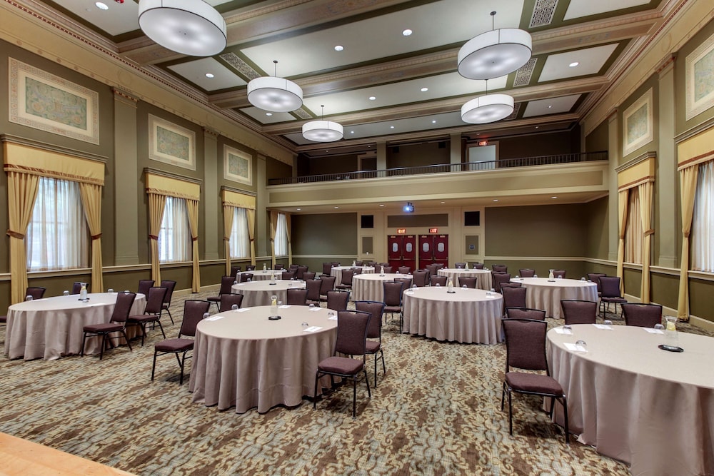 Drury Plaza Hotel Cleveland Downtown 45/50