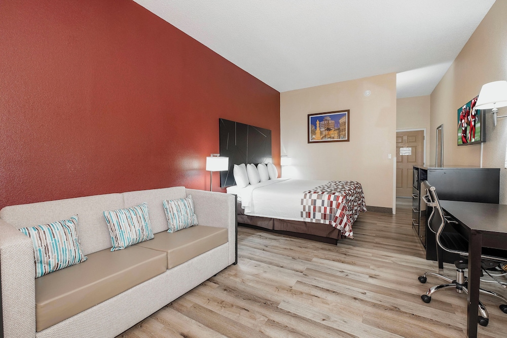 Red Roof Inn and Suites Macon 31/71