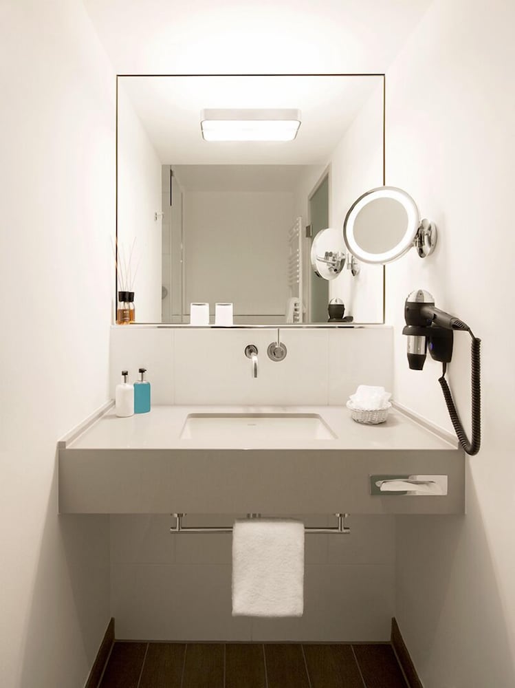 Marc Munchen - Adults Only 9/35
