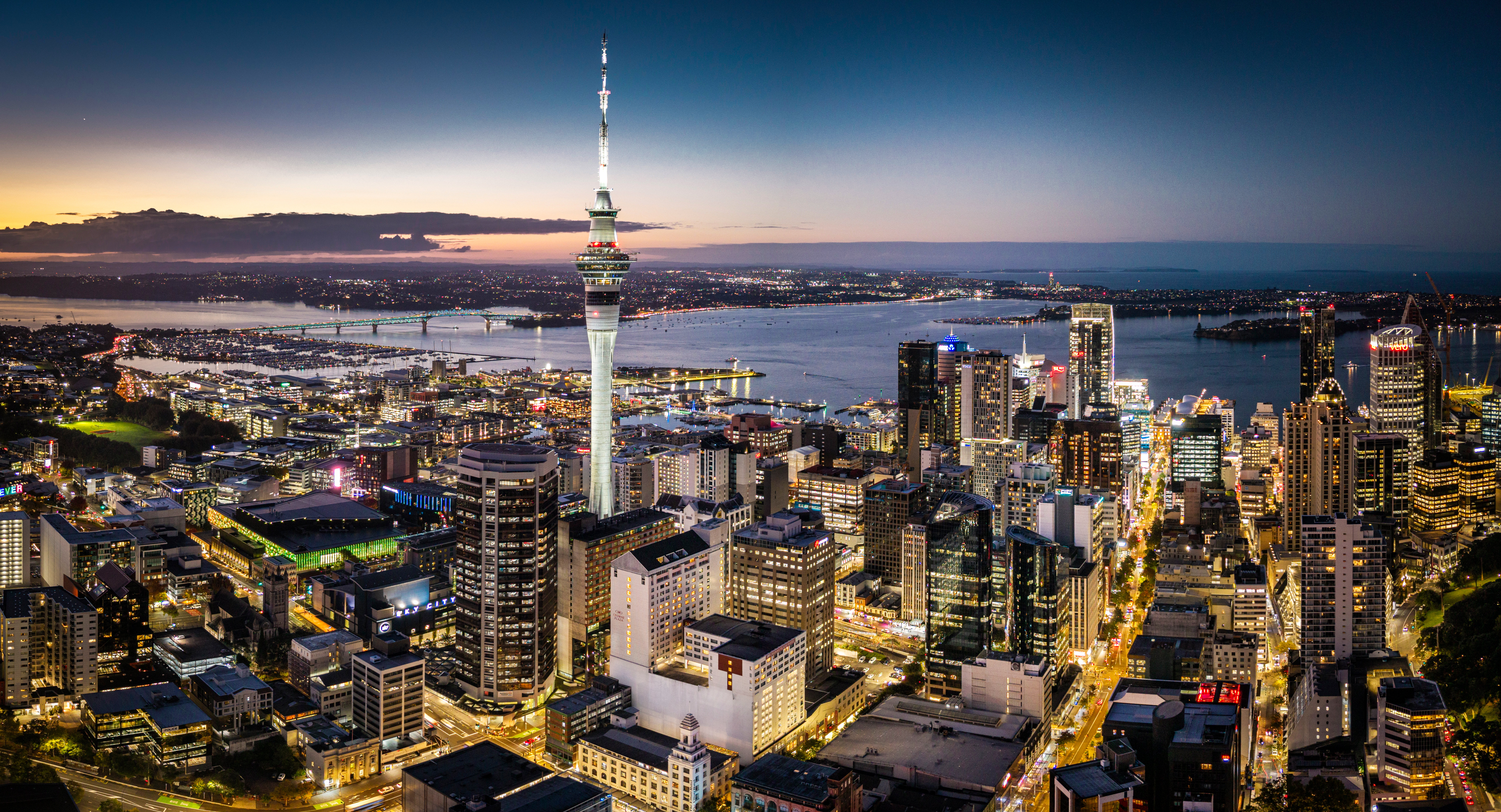 Crowne Plaza Auckland 71/77