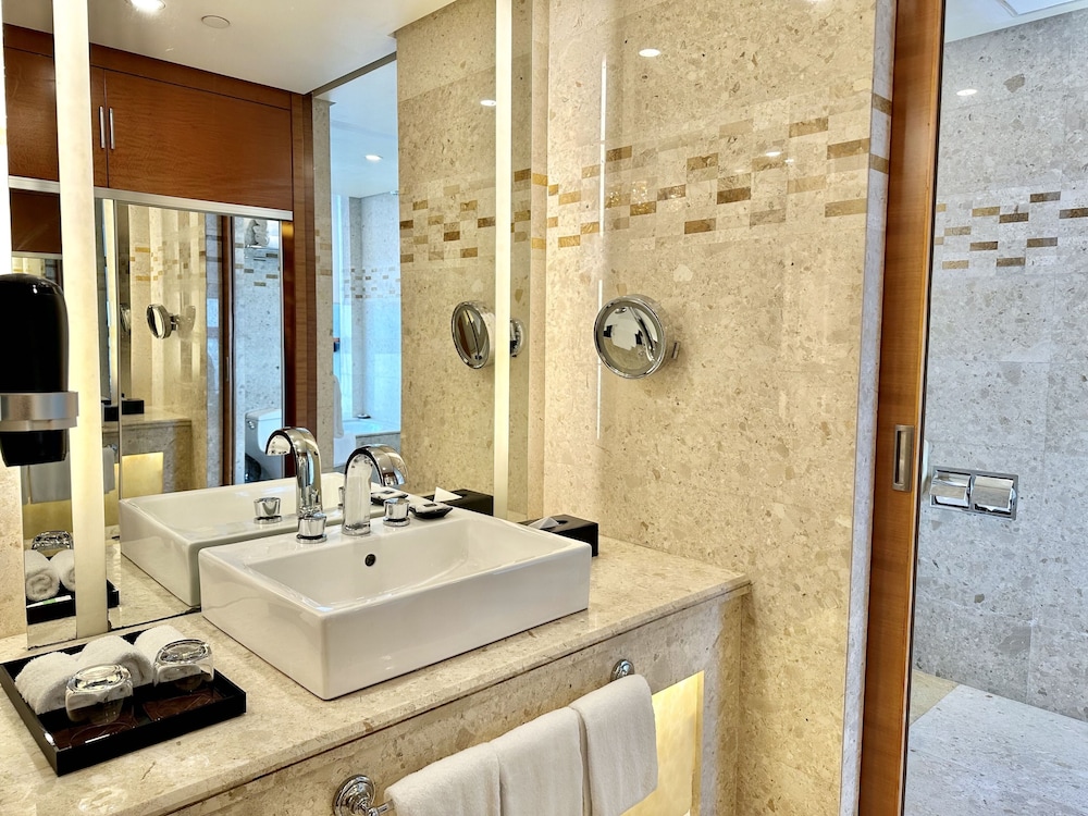 Swissotel Foshan 70/70
