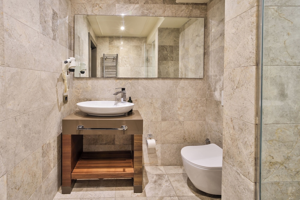 Taksim Premium Hotel 70/70