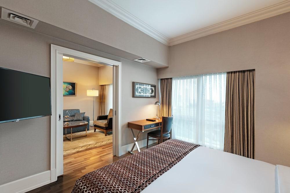 Club, Suite