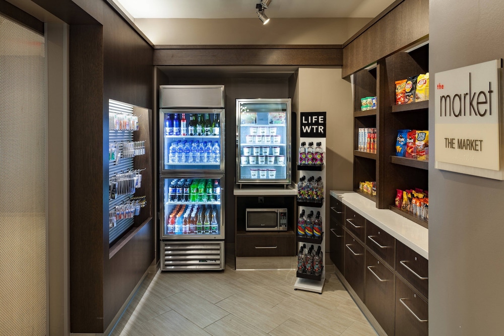 SpringHill Suites by Marriott Orlando Lake Buena Vista in the Marriott Village 32/58