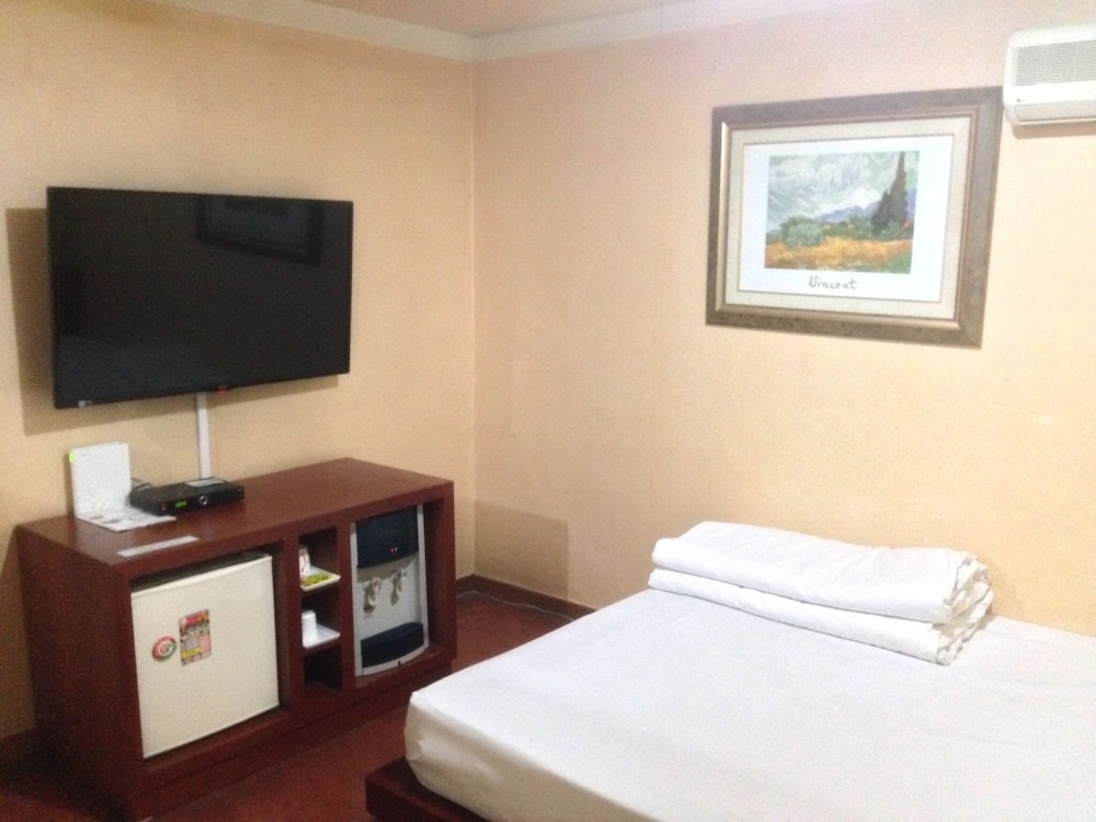 Goodstay Herotel 12/28