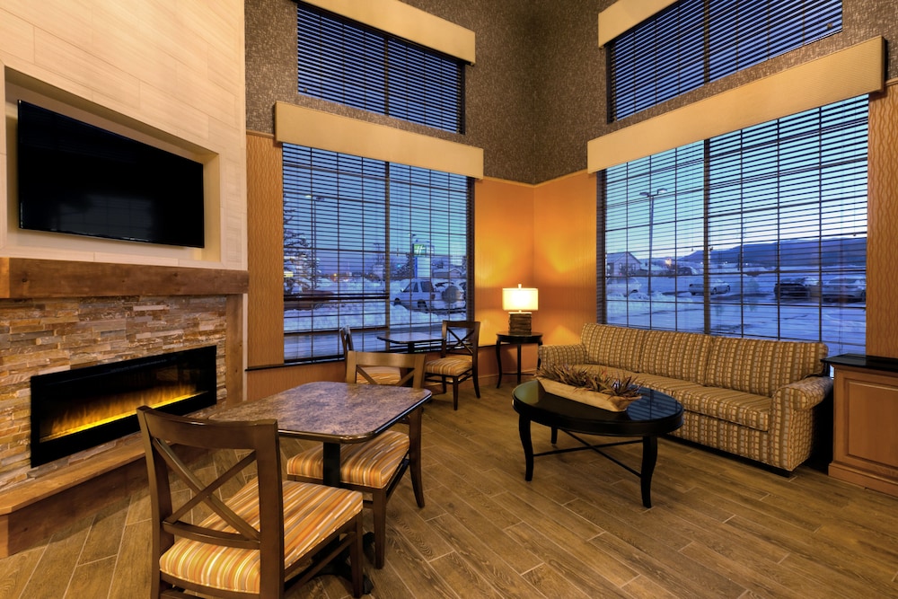 Holiday Inn Express And Suites Fraser Winter Park Area Formerly the Pinnacle Lodge 44/73