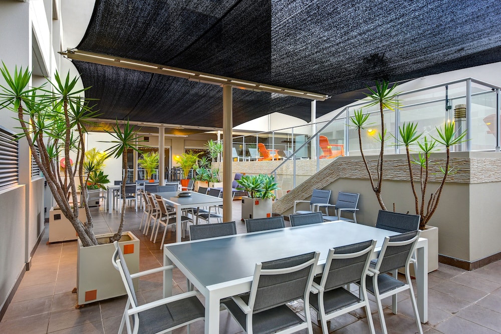 Mercure Centro Port Macquarie 43/68