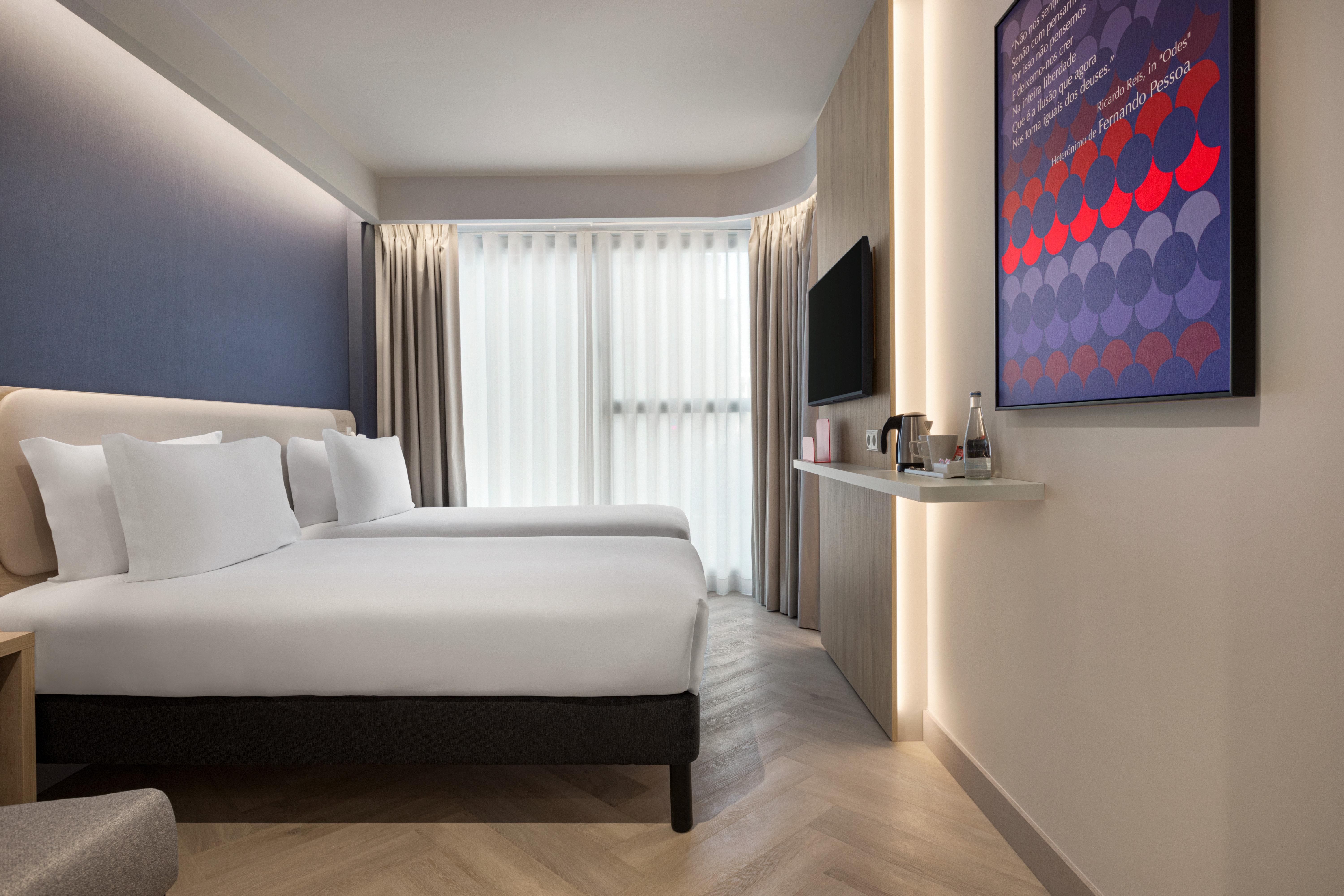 Standard, Twin Beds