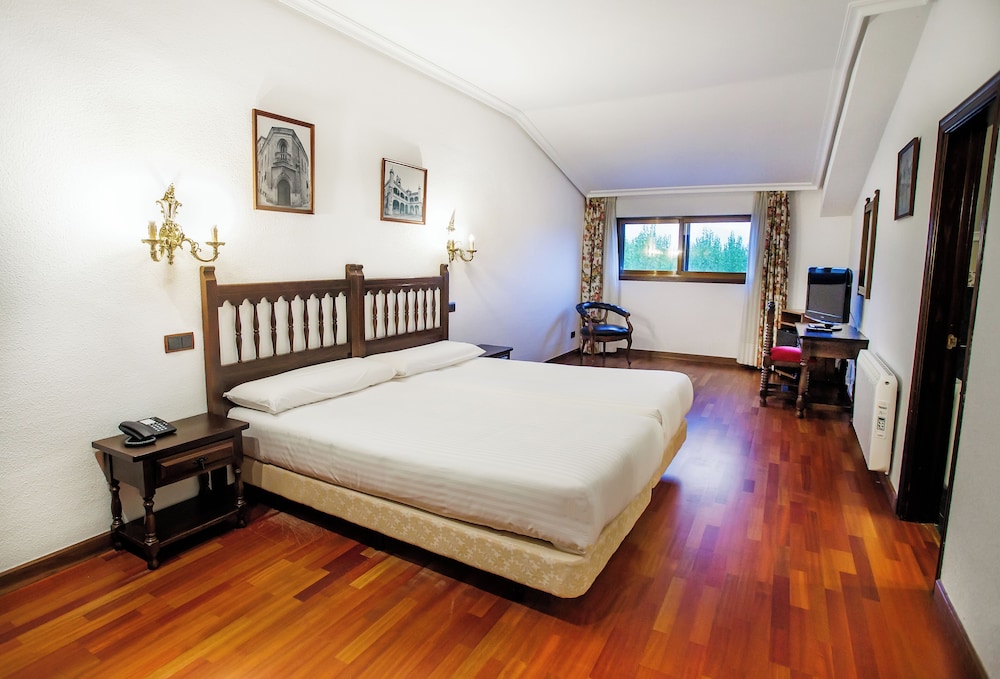 Conde Rodrigo II 7/50