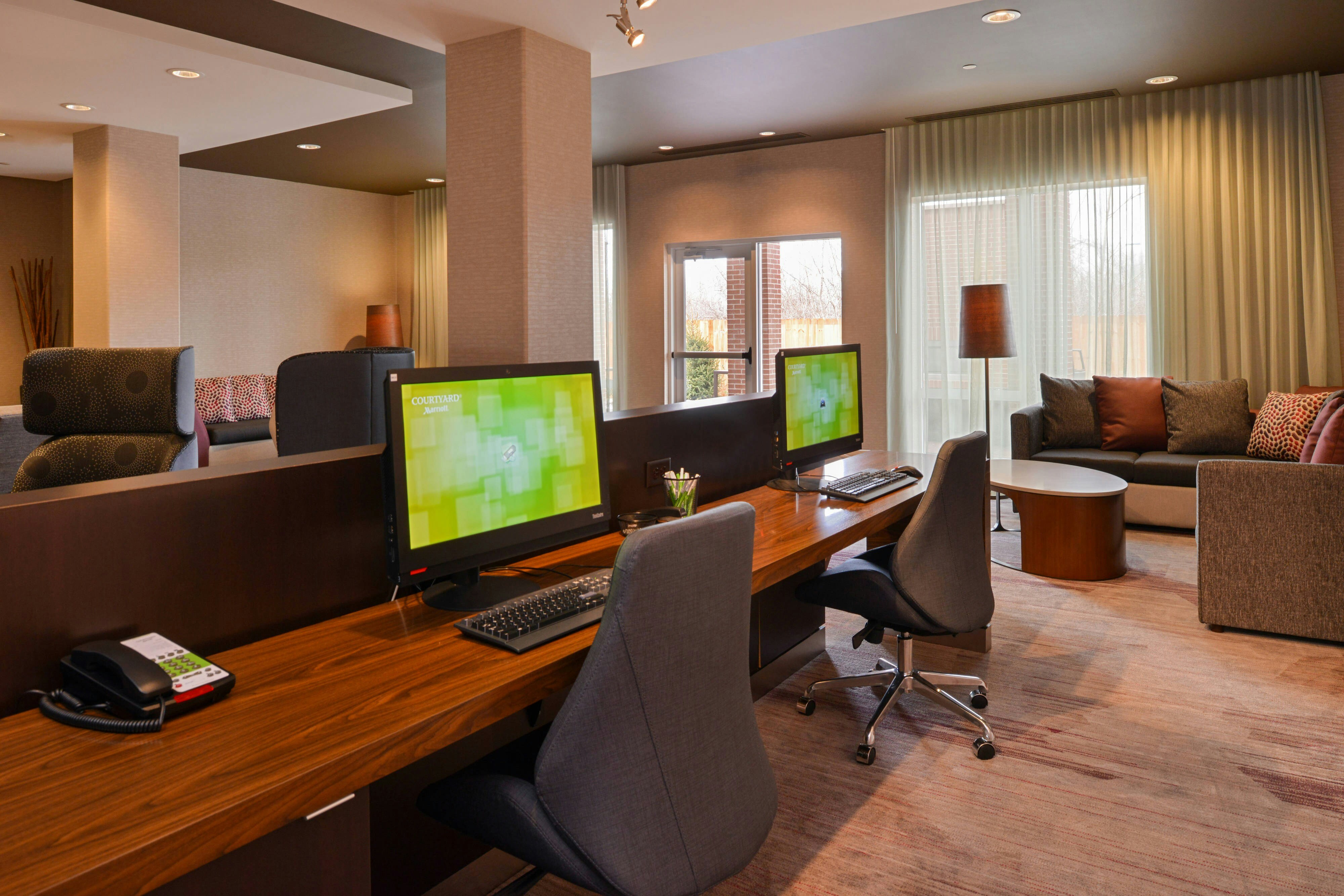 Courtyard By Marriott Toledo North 28/32