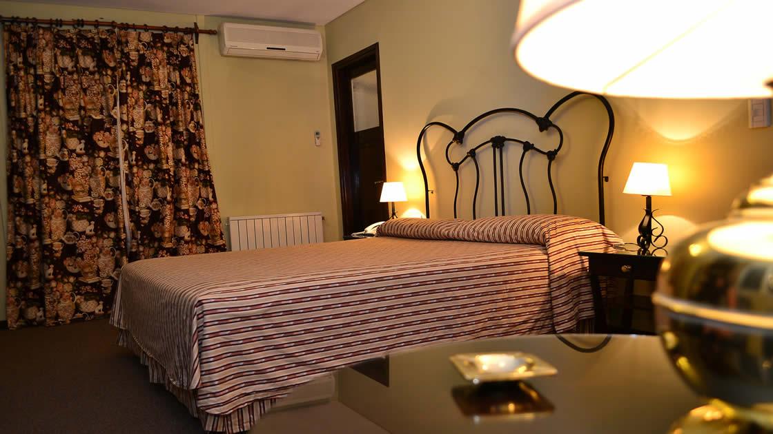جناح جونيور بجاكوزي، Salta Hotel 3/3