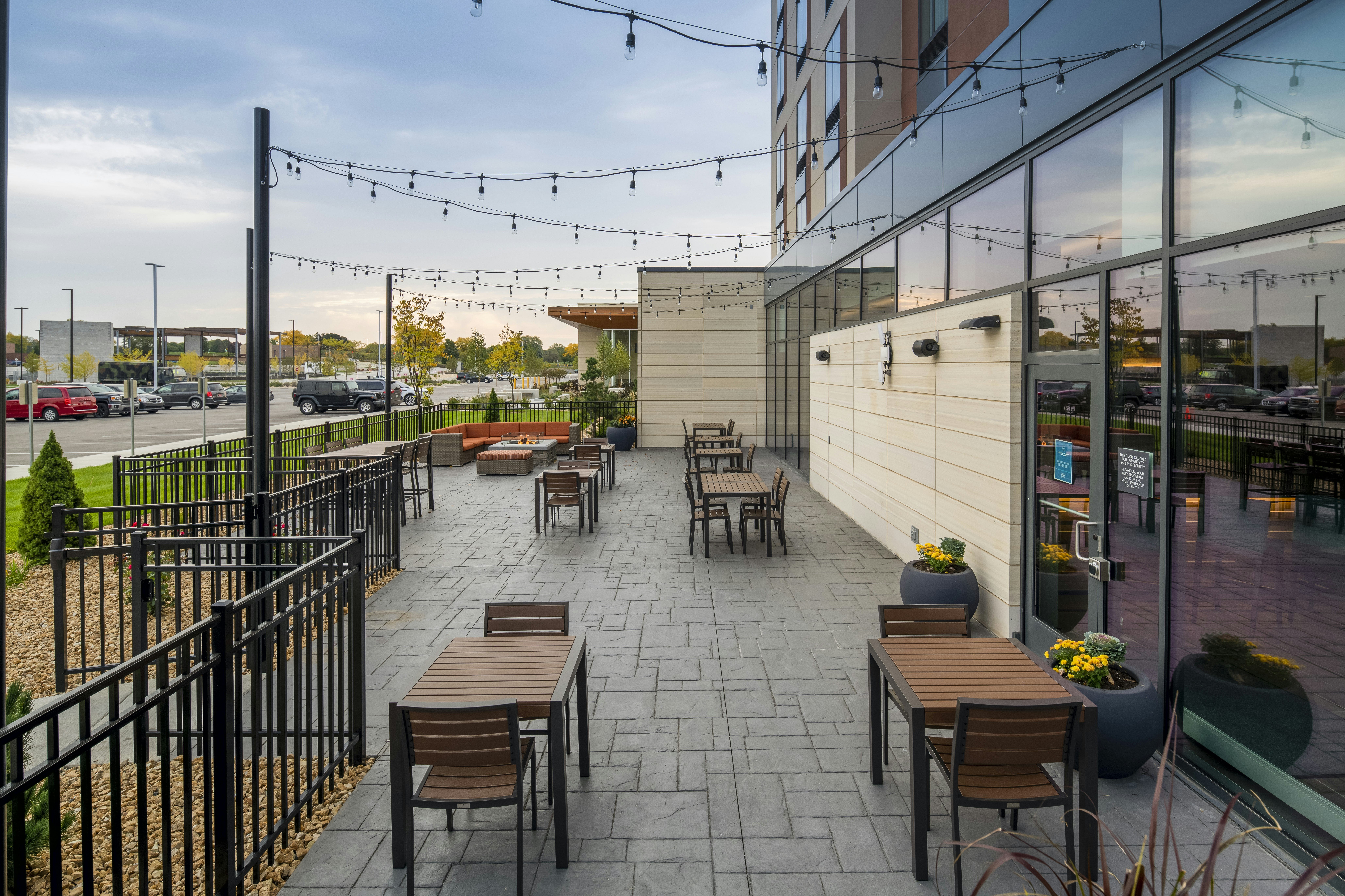 Hilton Garden Inn Milwaukee Brookfield Conference Center 54/60