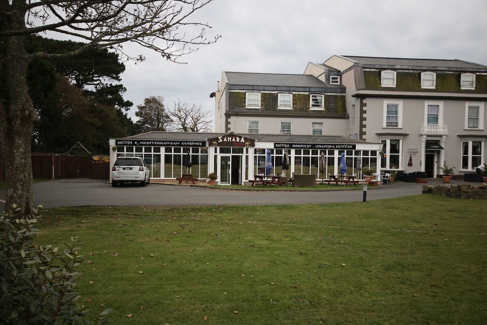 La Trelade Hotel 3/50
