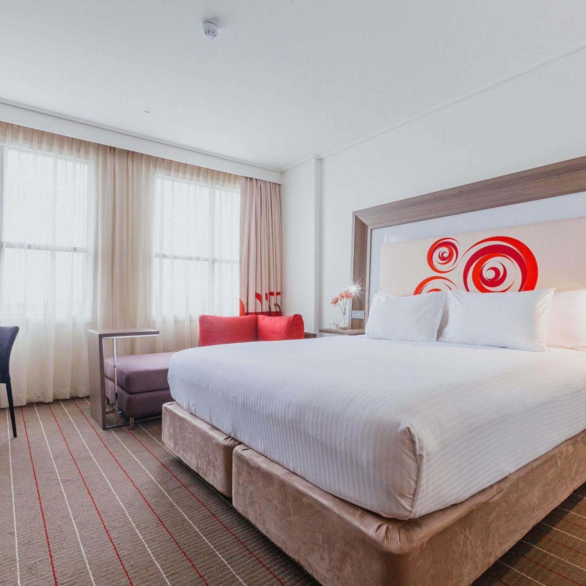 Spa, Suite, King Bed