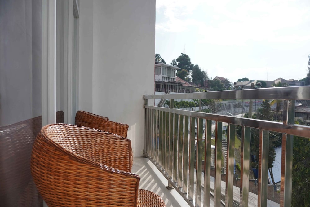 Grand Tamaro Hotel Parapat 3/49