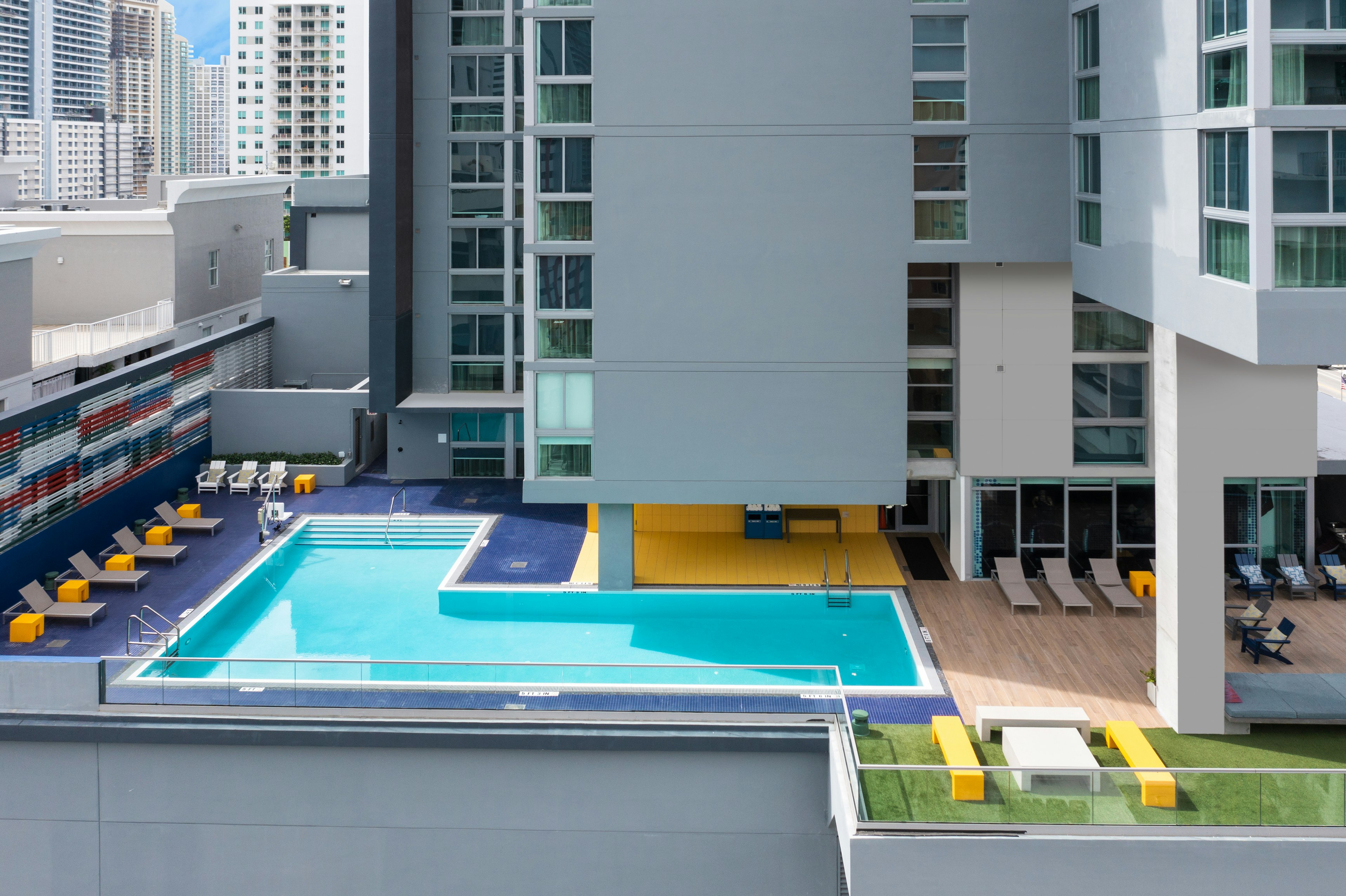 Atwell Suite Miami Brickell 66/79