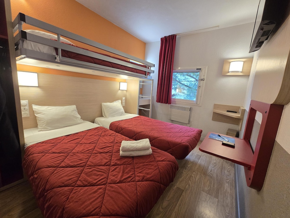 Premiere Classe Troyes Sud - Parc St Thibault 18/50