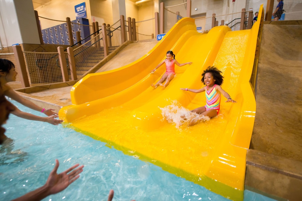Great Wolf Lodge Grand Mound 30/65