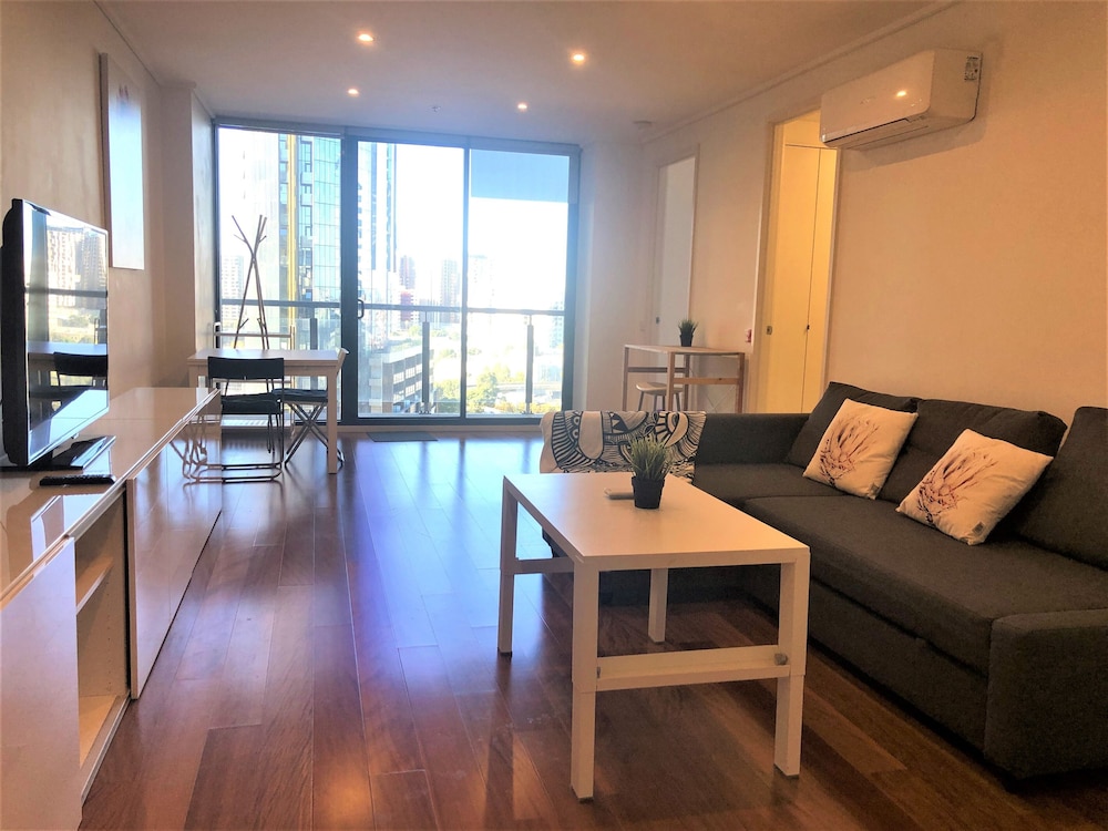 Nook Melbourne 173 City Road 52/71