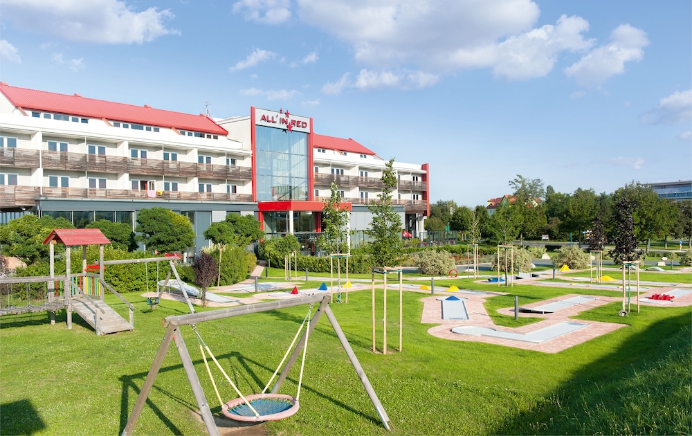 Thermenhotel All In Red 23/52