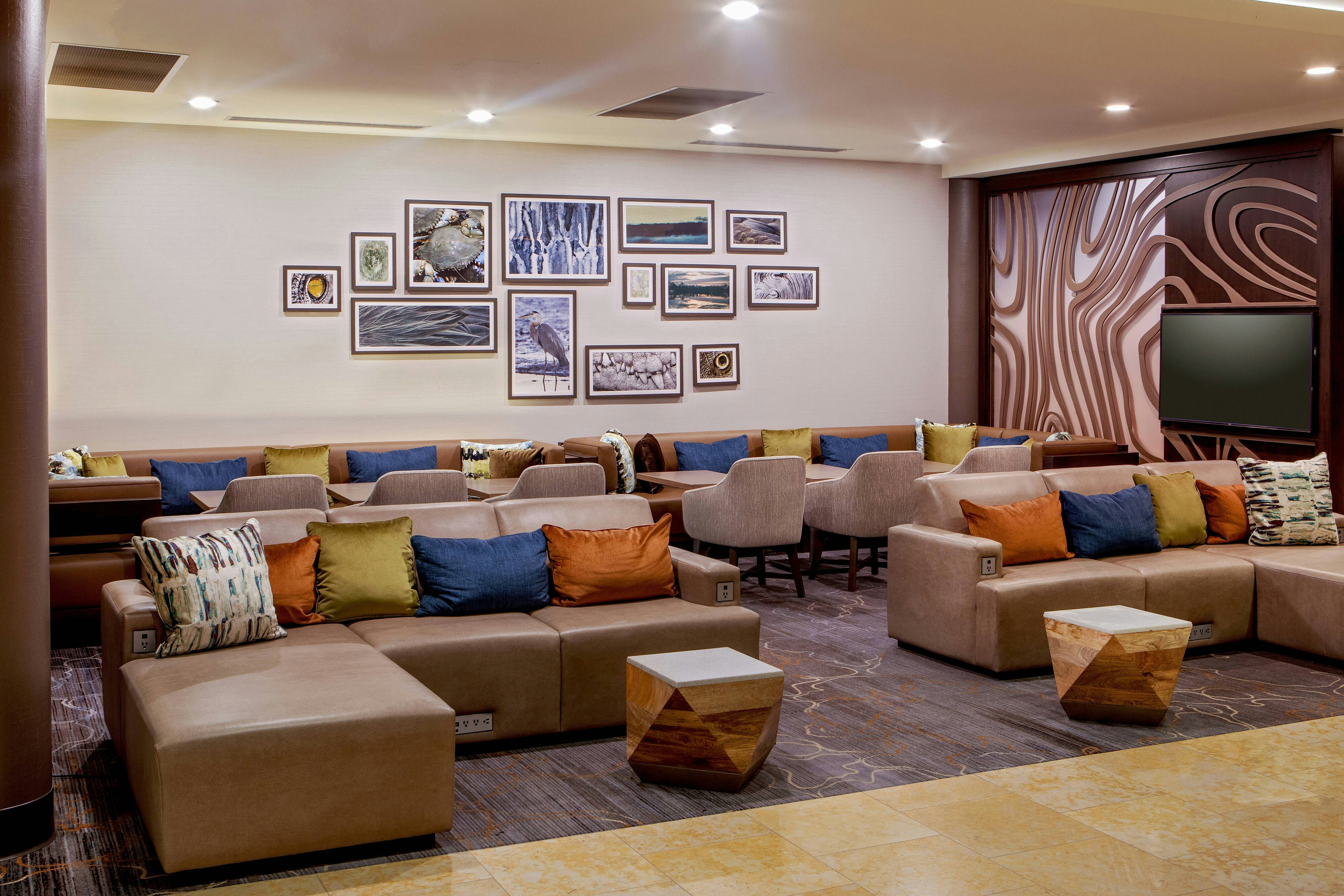 Delta Hotels by Marriott Chesapeake Norfolk 8/19