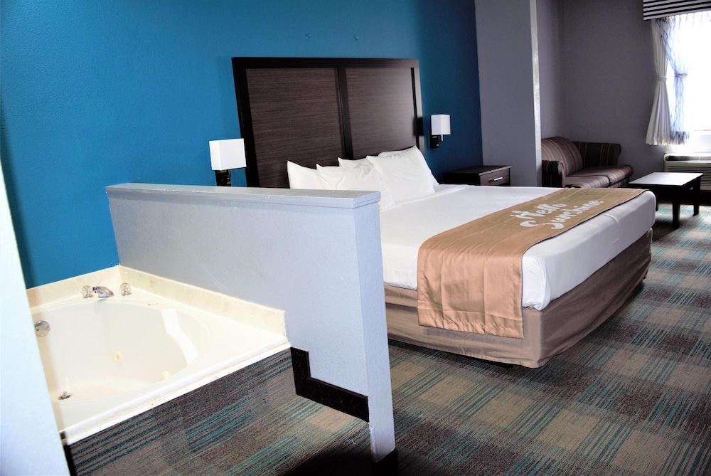 Days Inn by Wyndham Montgomery 15/29