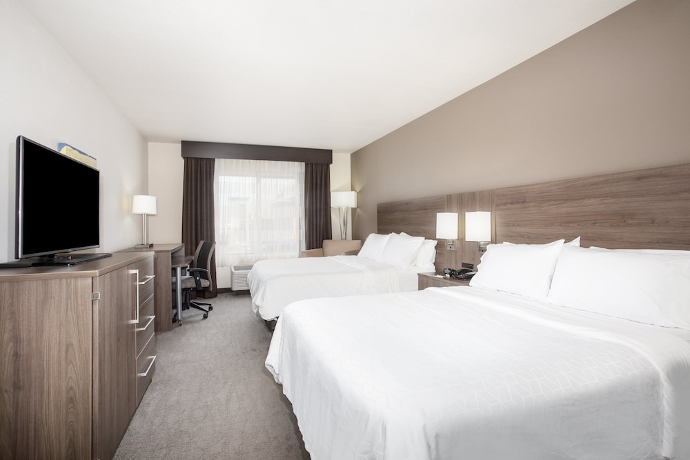 Holiday Inn Express And Suites Manhattan 16/55