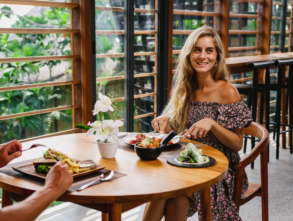 Canggu Cabana Beach Resort by Ini Vie Hospitality 48/64