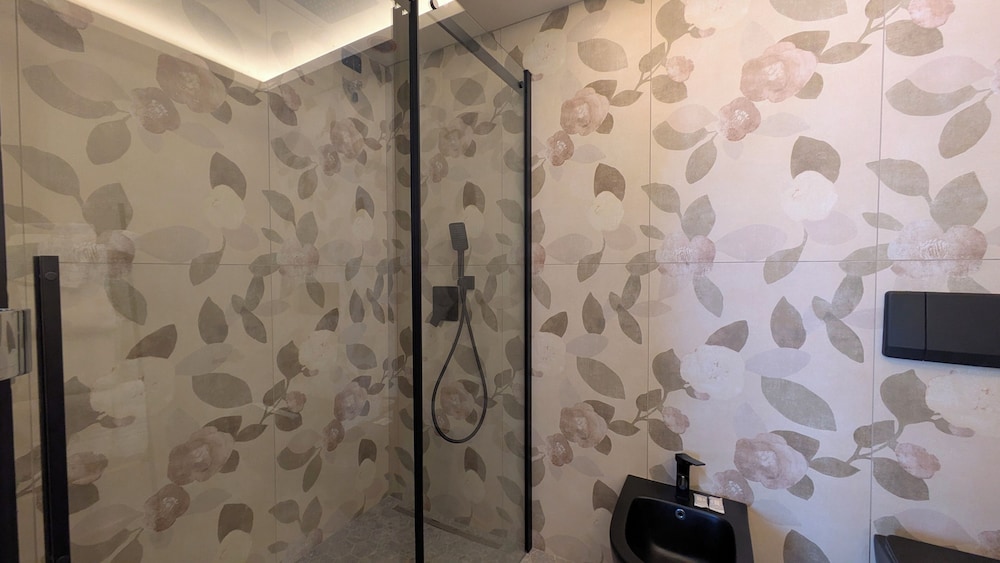 HOTEL SANTA CATERINA 11/56