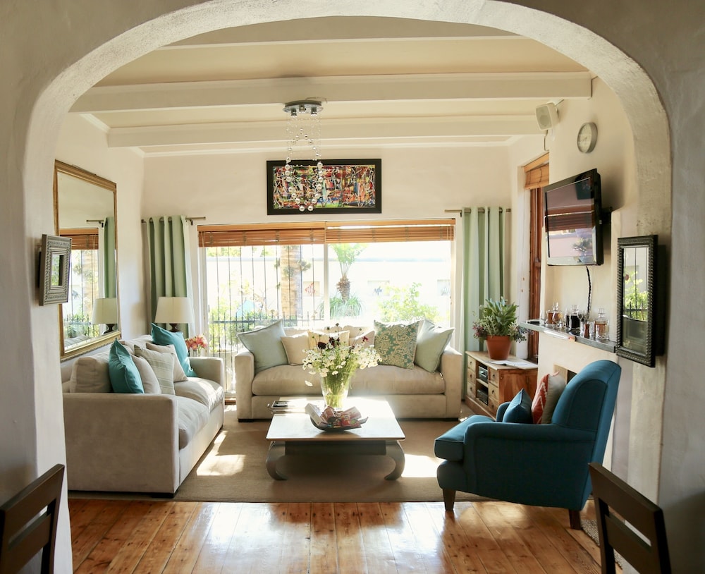 Point B Guest House 53/75