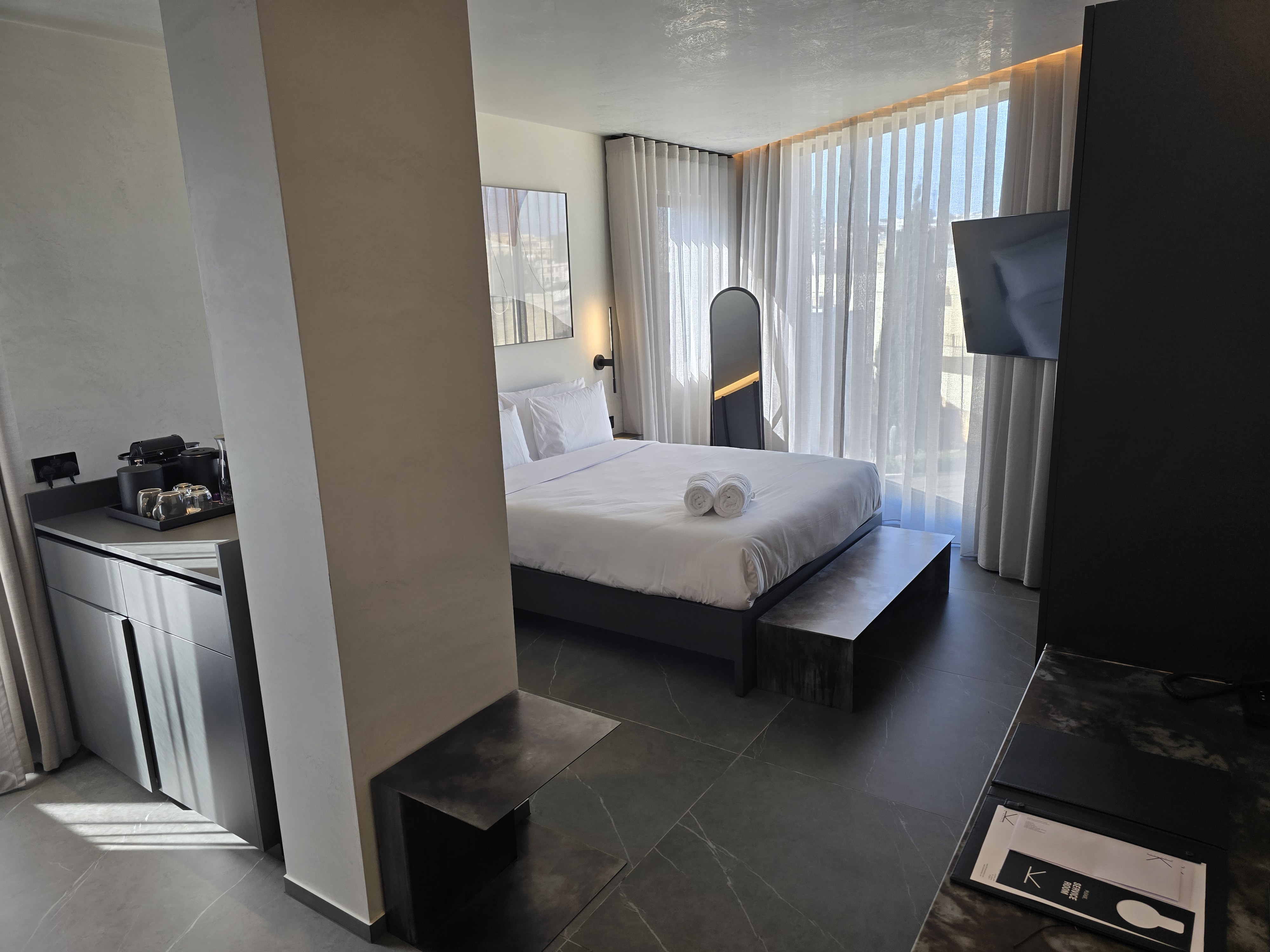 Thirty Three Boutique by K Hotels 61/63